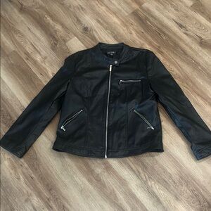 Elegant Black Leather Jacket for Women